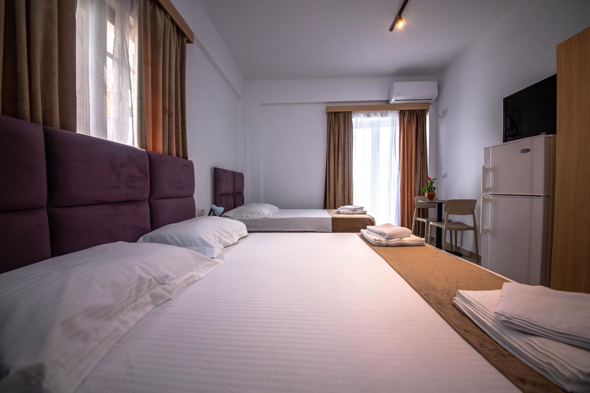 Hotel Perla Ksamil Exterior photo
