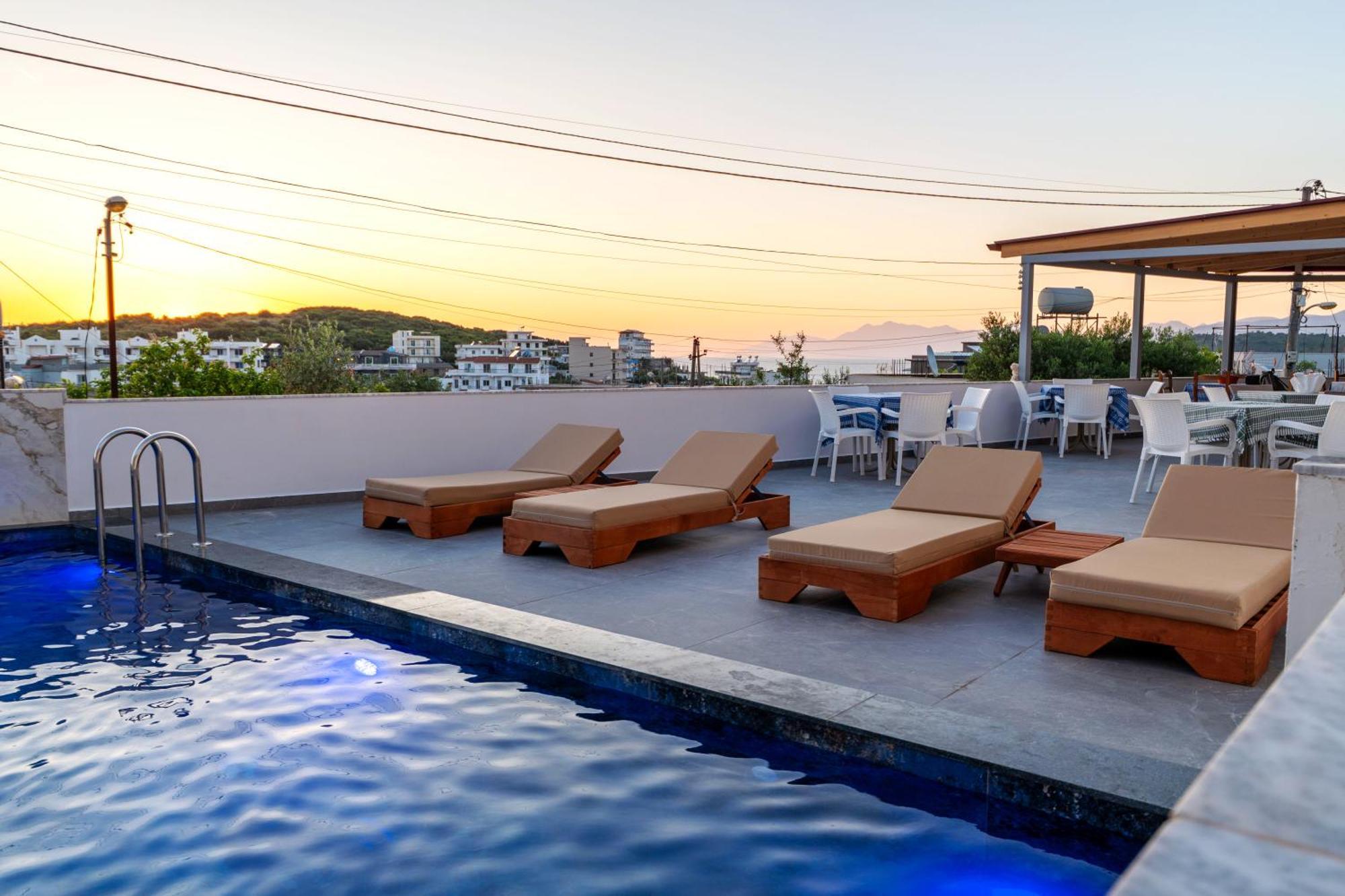 Hotel Perla Ksamil Exterior photo